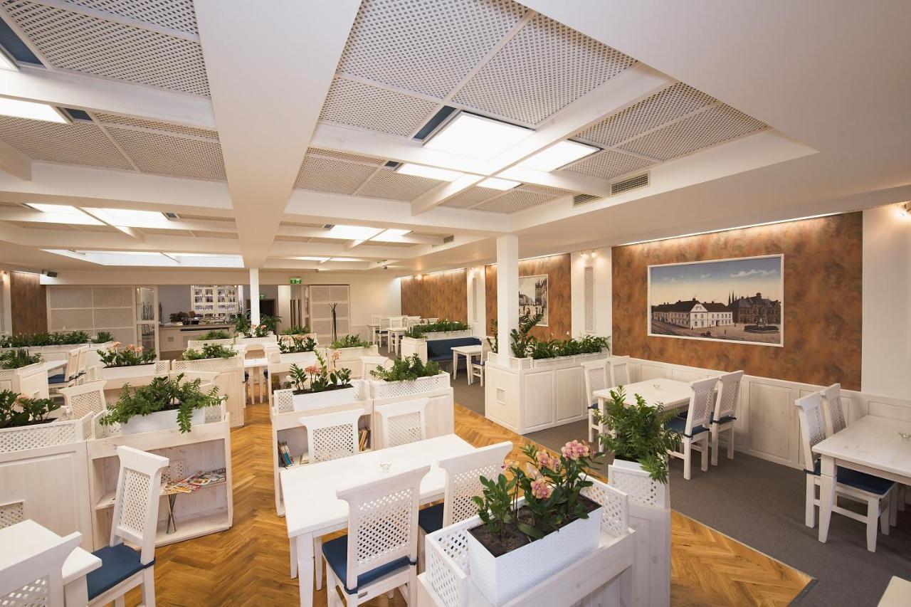 Hotel Slavia Svitavy Exterior photo